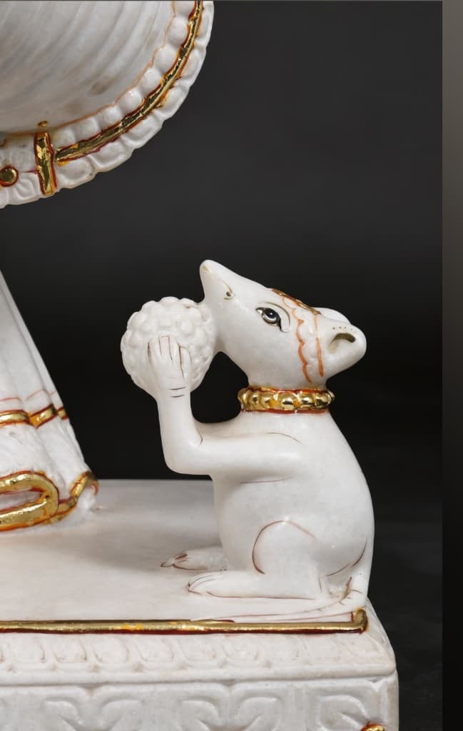 white marble ganesha idol thumbnail 2